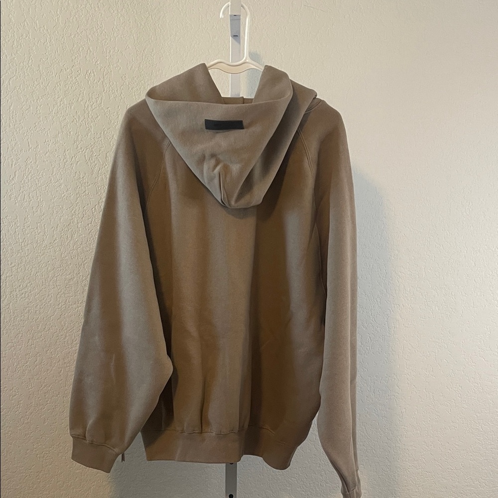🔥NWT AUTHENTIC ESSENTIALS Fear of God Oak Hoodie - Size Medium - Picture 5 of 6